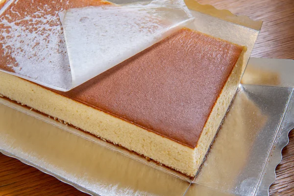 Doces japoneses, bolo de castela, (bolo de esponja japonês) — Fotografia de Stock