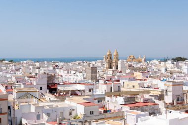 Güneşli bir günde Cadiz Havacılık manzarası. Endülüs, İspanya