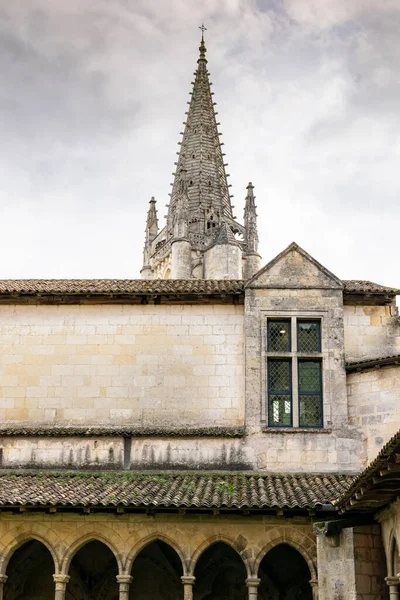 Collegiale Kerk Van Saint Emilion Middeleeuwse Architectuur Aquitaine Frankrijk Europa — Stockfoto