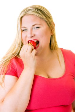 sarışın bir kadın kırmızı