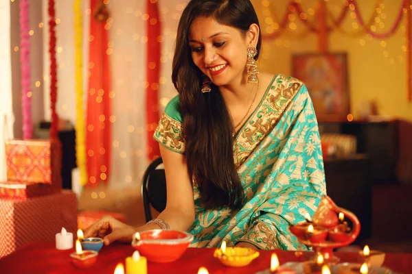 Portrait Beautiful Young Indian Woman Traditional Dress Celebrating Diwali Festival — Stock Photo, Image