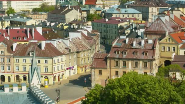 Uitzicht over de oude stad op Lublin vanaf boven in Polen — Stockvideo