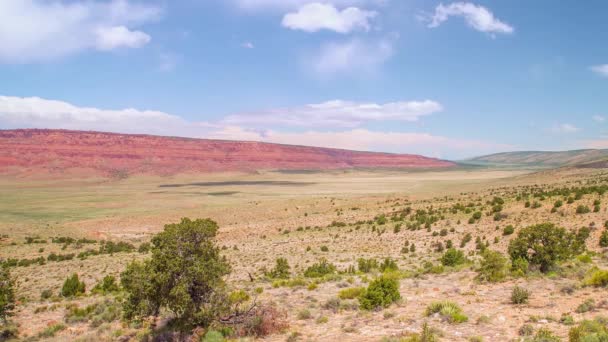 晴れた日に大峡谷で砂漠の広いショット — ストック動画