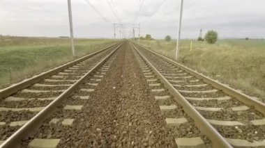 demiryolu parça alan aracılığıyla