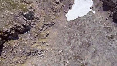 Kayalık dağ yamacı manzara