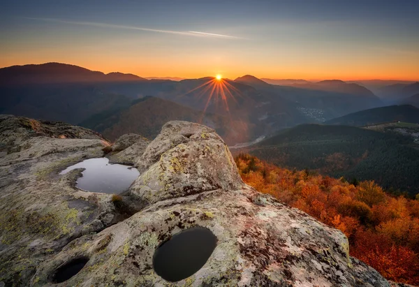 Sebuah gunung musim gugur — Stok Foto