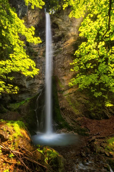 Waterfall in Balkan Mountains — Stock Photo, Image