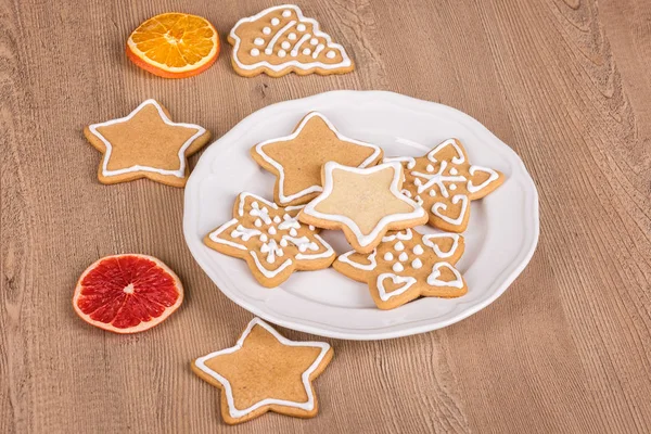 Biscotti di Natale con decorazione — Foto Stock