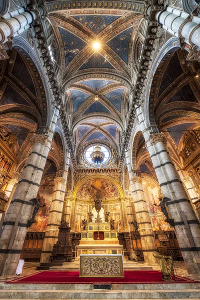 Siena Itálie Dubna 2019 Panoramatický Pohled Interiér Středověké Katedrály Siena — Stock fotografie