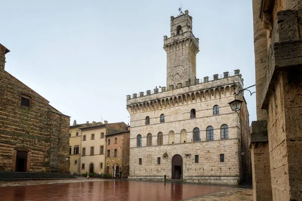 Veduta Piovosa Della Vuota Piazza Grande Medievale Piazza Principale Montepulciano — Foto Stock