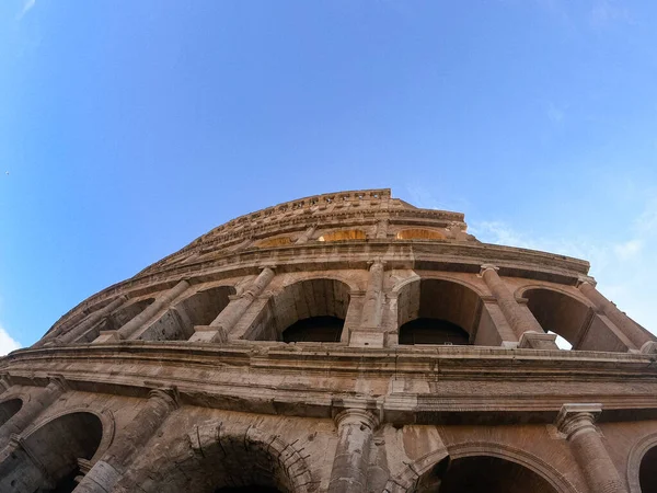 Экстерьер Колизея Утром Риме Италия Вид Неба Чистый День Голубое — стоковое фото