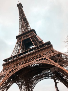 Eyfel kulesine yakın, Paris 'in sembolü..