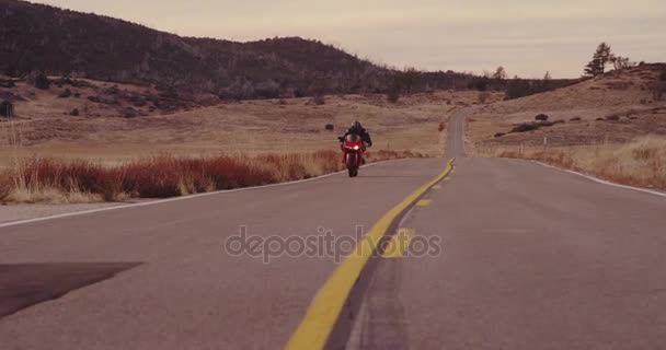 自転車に乗って極端なモーターサイク リスト — ストック動画