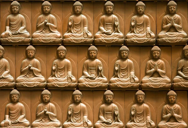 Boeddha achtergrond in de tempel — Stockfoto
