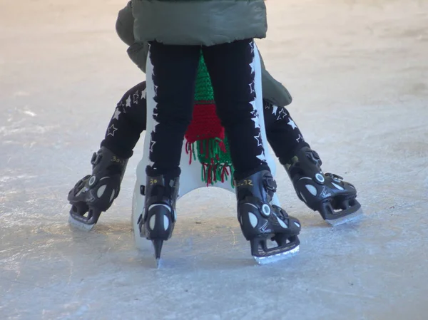 Italy Winter 2019 Carefree Day Ice Skating Park Italian Winter — Stock Photo, Image