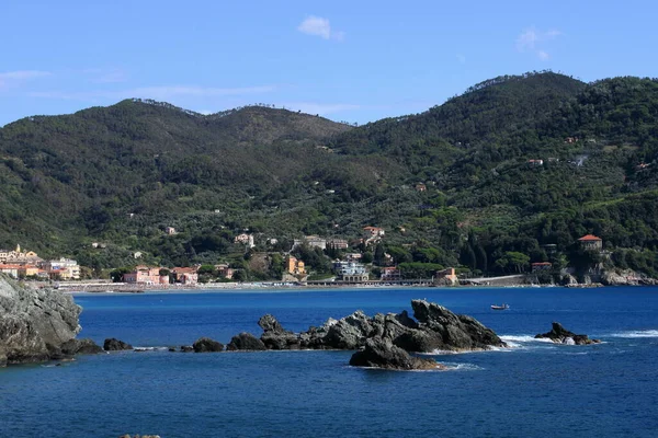 Bonassola paisaje, Parque nacional de las Cinco Tierras, Italia — Foto de Stock