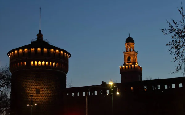 Château de Sforza paysage urbain, seigneurs de Milan, Italie — Photo