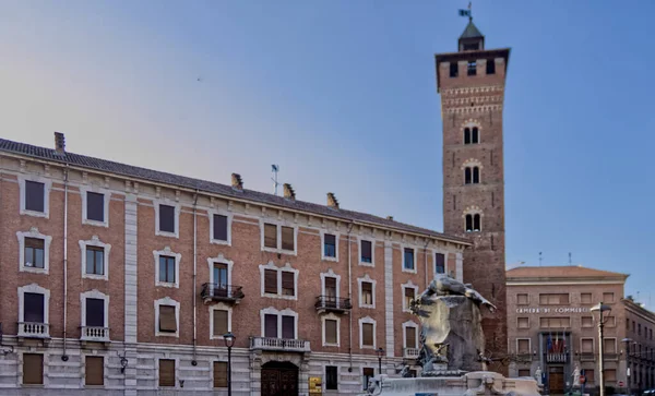 Asti, Piedmont, İtalya - Ocak 2020: Troyana Kulesi.