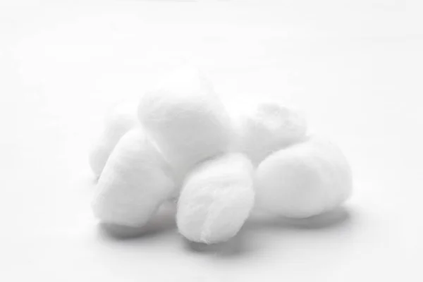 Medical cotton wool balls — Stock Photo, Image