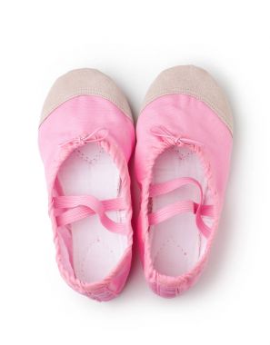 Pembe Beyaz arka plan üzerinde izole ayakkabılar dans