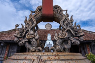FANSIPAN Dağın zirvesi en yüksek Hindiçin tapınağı Sa Pa Hoang Lien Son sıradağları, Lao Cai, Vietnam