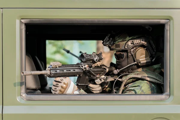 Soldado Unidad Propósito Especial Élite Disparando Durante Combate Militar Coche — Foto de Stock