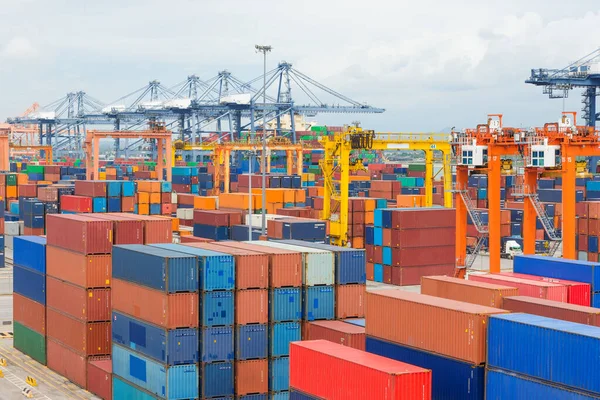 Recipientes Doca Transporte Internacional Navio Carga Contêiner Industrial Para Importação — Fotografia de Stock