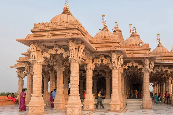 BAPS Shree Swaminarayan temple in Diamond Harbour Rd, Kolkata, West Bengal India on December 2019 — Stock Photo, Image