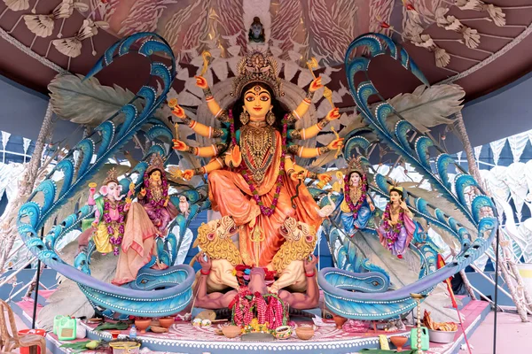 Bohyně Durga Idol Zdobené Durga Puja Pandal Střílel Barevné Světlo — Stock fotografie