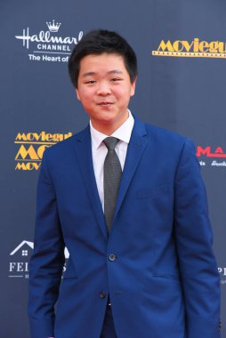 Hollywood, Ca / Usa - 24 Ocak 2020: Hudson Yang Hollywood 'da Hallmark Channel' ın 28. Fotoğraf: Michael Mattes / michaelmattes.com