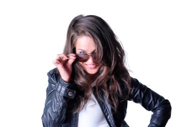 Bir gülücük ver, duygu,