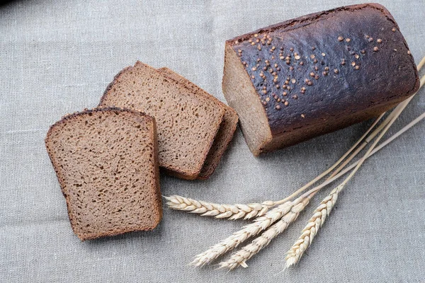 Chleb Świeży Miękki Bochenek Krojony Uszy — Zdjęcie stockowe