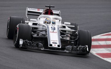 Barcelona, İspanya 26 Şubat 2018: Marcus Ericsson devre Catalunya Barcelona kutluyor formül bir Test gün boyunca.