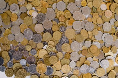 Masada Ukrayna 'nın parası, altın ve gümüş sikke koleksiyonu Hryvnia, ekonomik kriz dönemleri için tasarruf