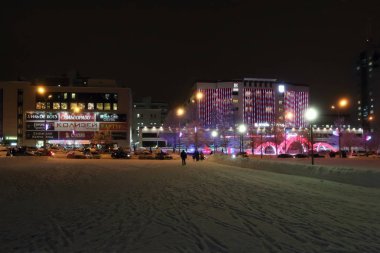 Perm, Rusya - 10 Jan 2017: Lenin Caddesi kar fırtınası sırasında,