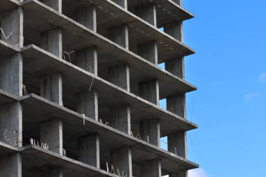 Büyük beton şantiye bina konut