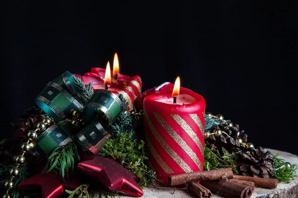 Velas Adviento Sobre Fondo Negro — Foto de Stock