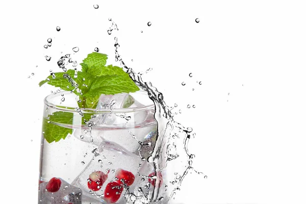 Bevanda Estiva Melograno Con Limone Menta Con Acqua Spruzzata Ghiaccio — Foto Stock