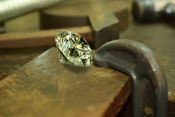 Anello Diamanti Fede Nuziale Lusso Costoso — Foto Stock