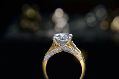 Elmas yüzük, lüks nikah yüzüğü, pahalı.