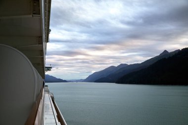 Juneau, Alaska 'ya gelen yolcu gemisinden Sabah Görüşü