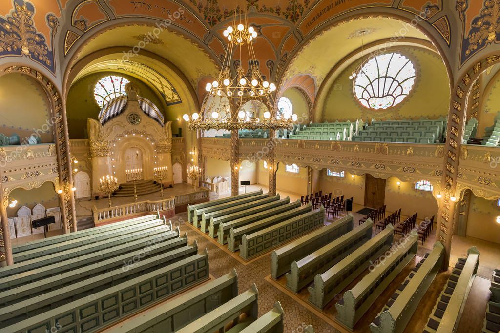 Hermosa sinagoga Subotica, punto de referencia de la ciudad de Subotica