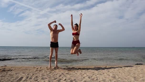 Zakochana Para Plaży Cypr — Wideo stockowe