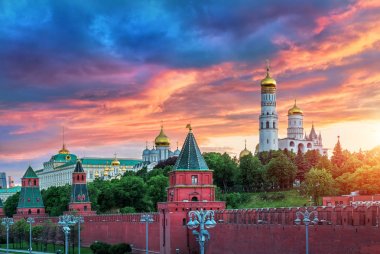 Moskova Kremlin ateşli akşam