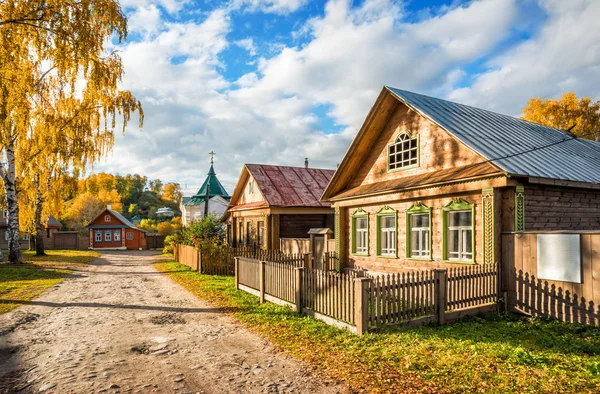 Trähus av konstnärer — Stockfoto