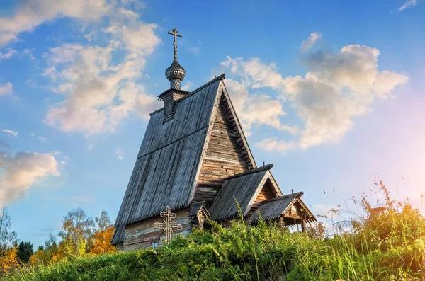 Voskresenskaya kerk op Levitan berg in Pljos — Stockfoto