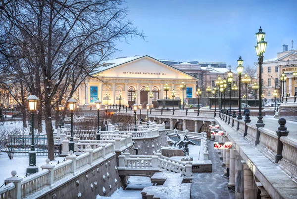 Centrale tentoonstellingsruimte in Moskou — Stockfoto