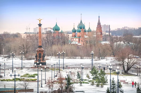 Veduta del monumento di 1000 anni a Jaroslavl — Foto Stock