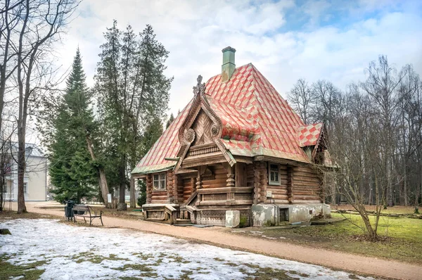 Bagno Torre Abramtsevo Sentieri Primavera Giornata Sole — Foto Stock