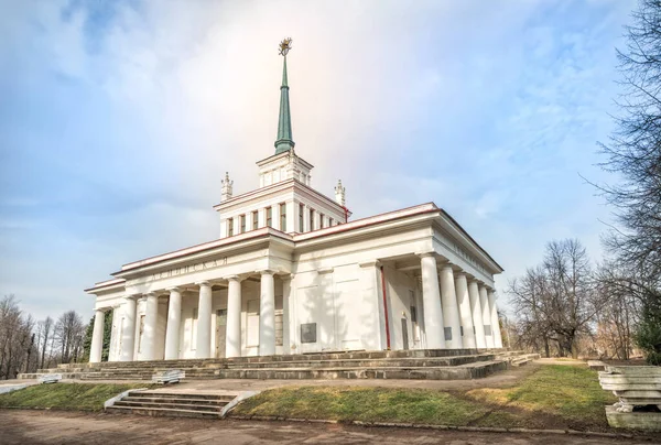 Edificio Estación Plataforma Leninskaya Dirección Del Ferrocarril Paveletsky Estilo Del —  Fotos de Stock